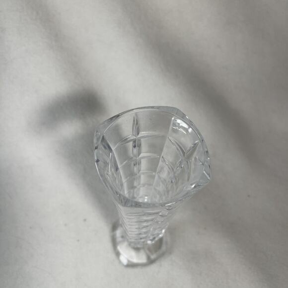 Cristal d'Arques Durand Soliflor 8 3/4" 24% Lead Crystal Waffle Cut Bud Vase - Picture 3 of 7